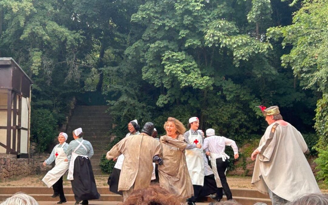Besuch der Freilichtbühne -Dracula, das Grusical-
